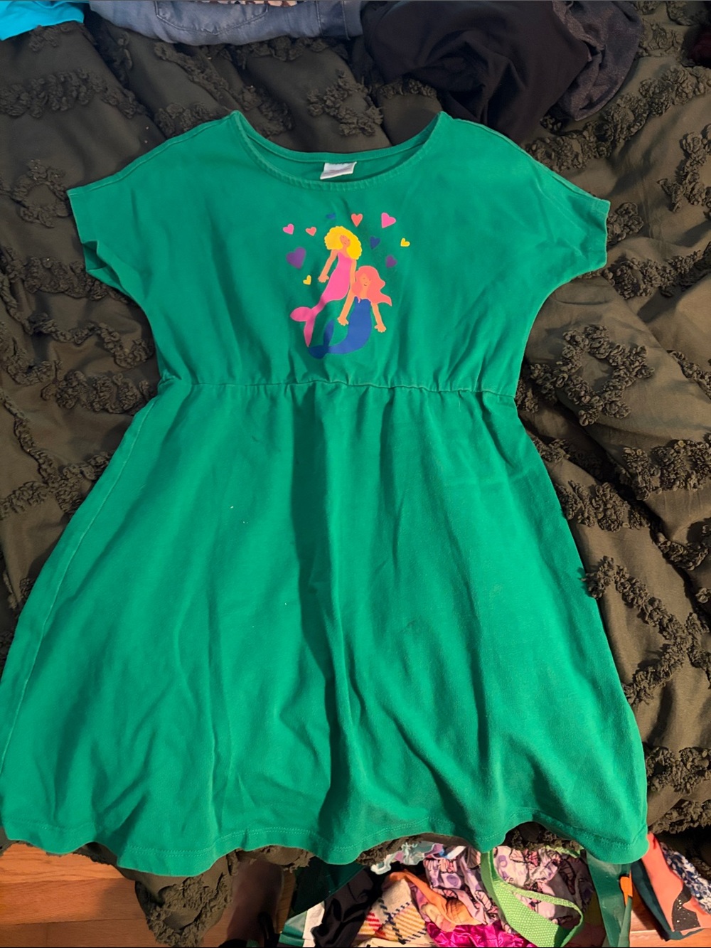 Hanna Andersson Green Mermaid Heart Graphic Dress